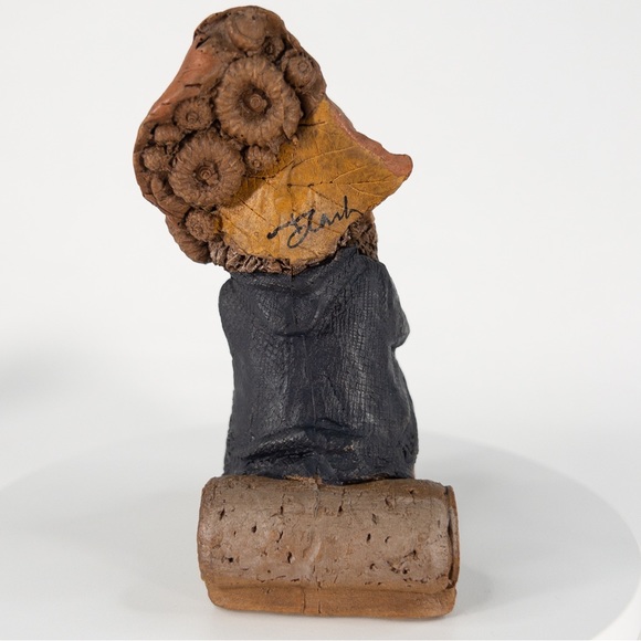 Signed Tom Clark Gnome - Corky 1990
Mold #59 Style #5126 Wine Cork Scorpio - Picture 5 of 10